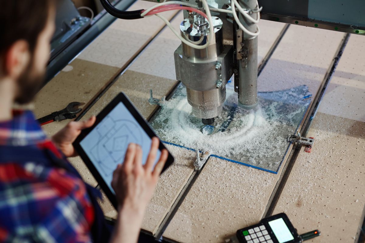 Read more about the article Benefits of Custom CNC Machining for Precision Manufacturing