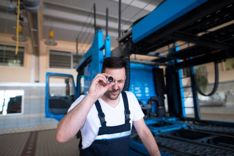Read more about the article Signs Your Industrial Equipment Needs Immediate Repair Before It Fails